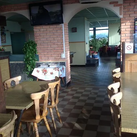 Le Relais Des Blaches Hotel