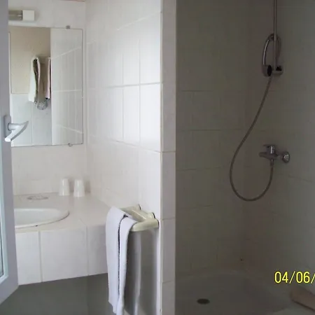 Le Relais Des Blaches Hotel