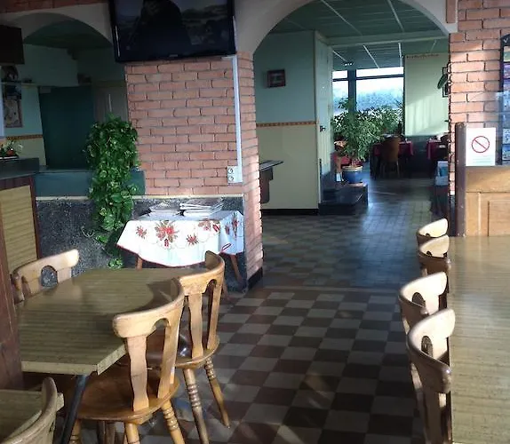Le Relais Des Blaches Hotel